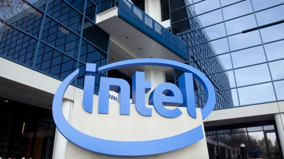 Intel giảm 5% do đề xuất bán cổ phiếu 15 tỷ USD