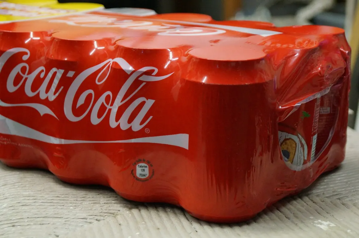 Coca‑Cola: Tăng Khối Lượng Bán Hàng Nhờ FIFA, Dự Báo 2026 Lên