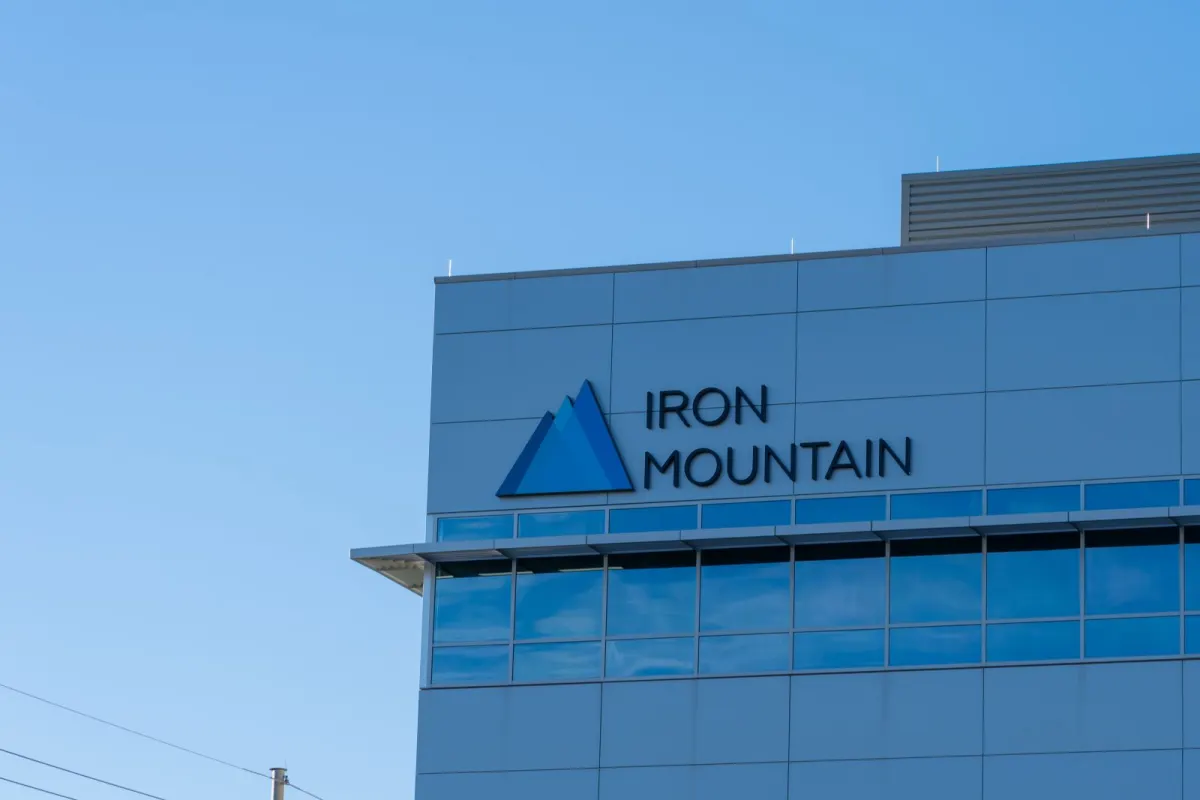 Kỳ vọng lợi nhuận Q2 2026 Iron Mountain: Dự báo và cơ hội