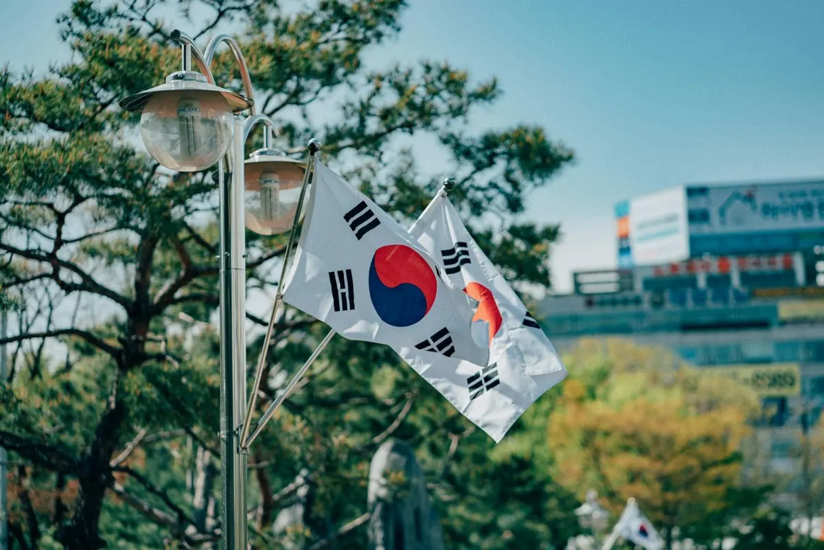 XRP tụt dưới 1 USD lần đầu 2024, ngân hàng Hàn Quốc áp dụng Ripple Payments