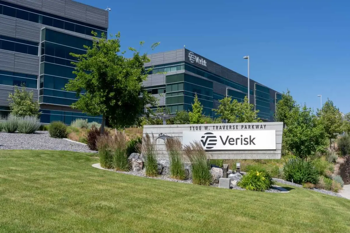 Cổ phiếu Verisk Analytics (VRSK): Có nên đầu tư lúc này?