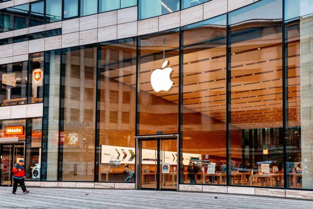 Apple chạm 5 nghìn tỷ USD: Ý nghĩa cho cổ phiếu AAPL