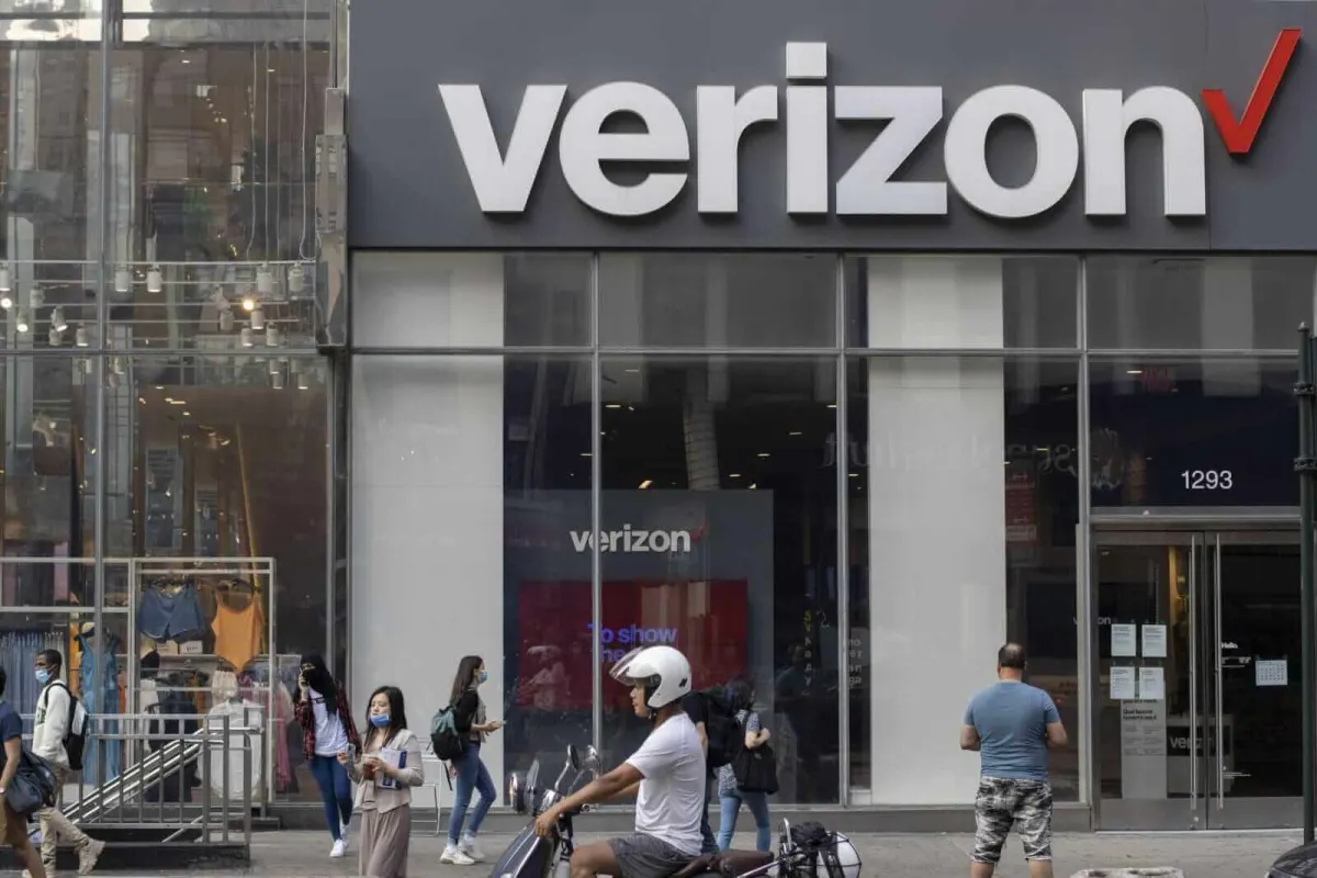Cổ phiếu Verizon (VZ) có đang kém S&P 500? Phân tích 2026