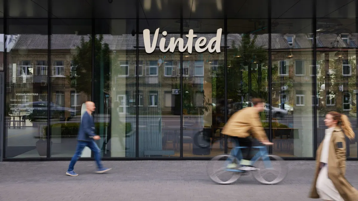 Vinted hợp tác DHL mở rộng giao nhận hàng cũ tại Đức