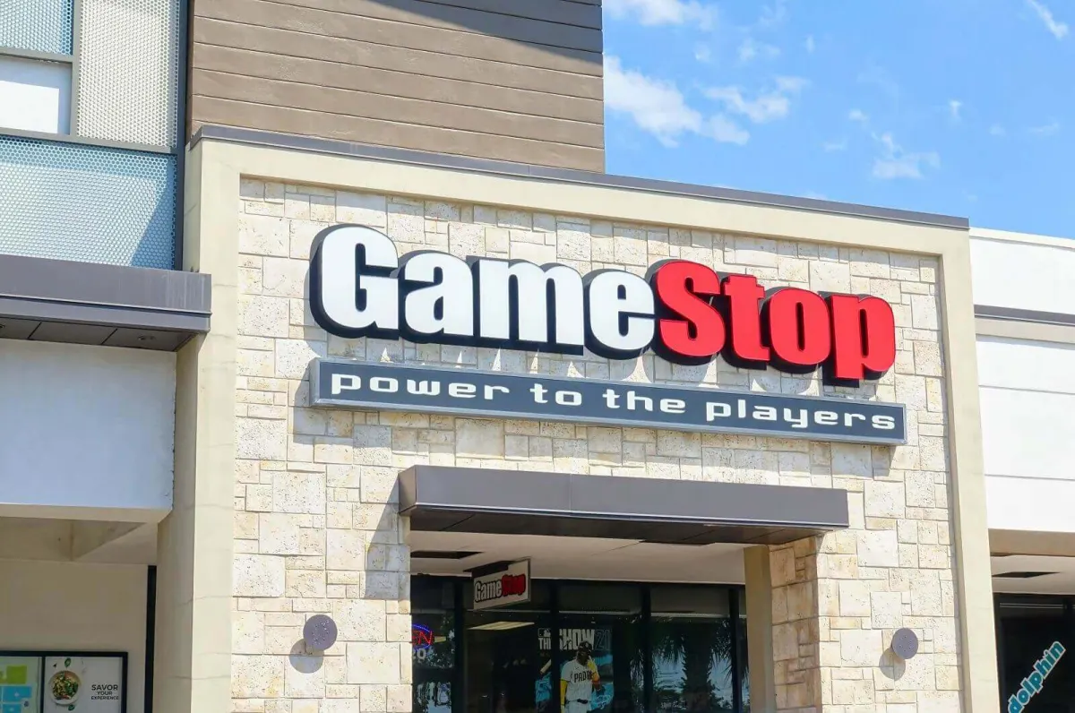 Đối tác Uber Eats: Cơ hội mới cho cổ phiếu GameStop