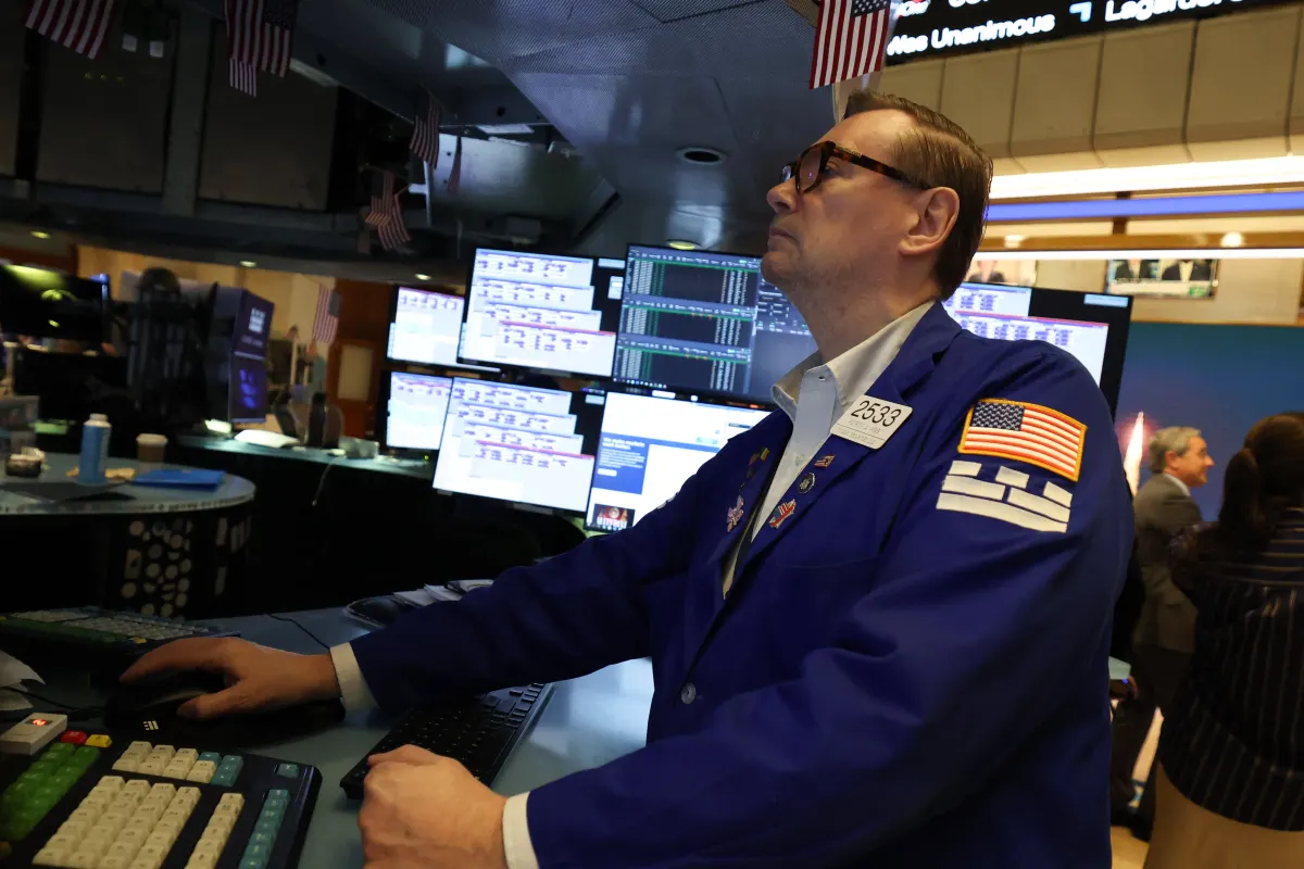 Big Tech hái quả ngọt từ AI: Nhận định từ Wall Street