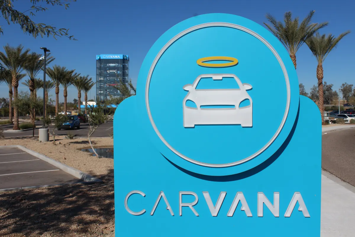Cổ phiếu Carvana giảm 20% do dự báo lợi nhuận 2026 không đạt kỳ vọng