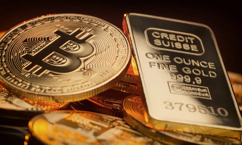 Tương quan Bitcoin và Vàng chạm đỉnh 6 năm: Vàng kỹ thuật số?
