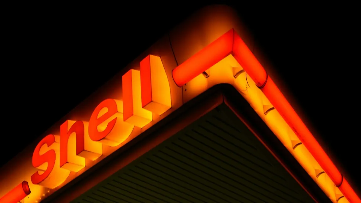 Shell duy trì mua lại cổ phiếu nhờ lợi nhuận tăng vọt