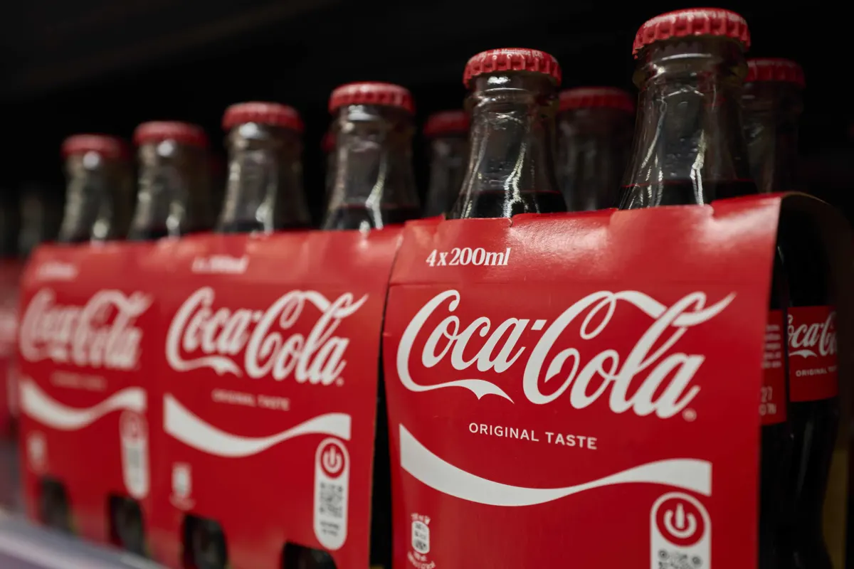 Coca‑Cola nâng dự báo lợi nhuận 2024, dù nhu cầu Bắc Mỹ chững lại