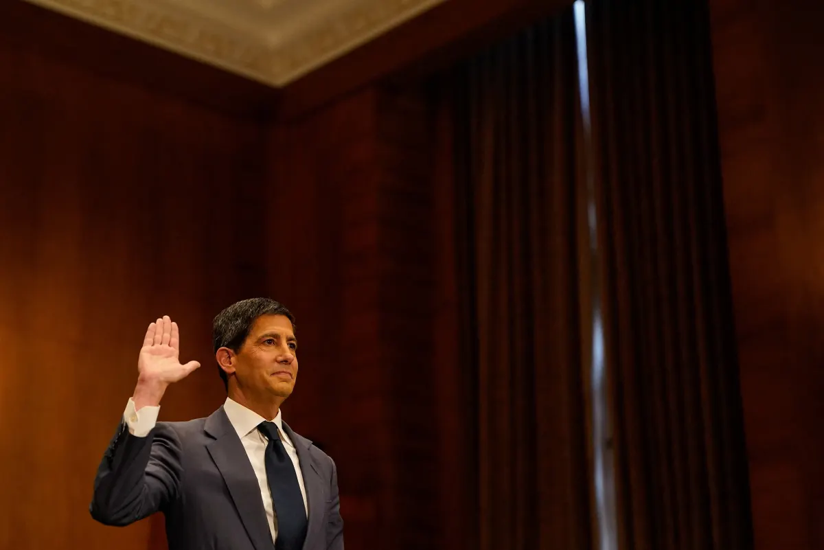 Fed giữ nguyên lãi suất: Thử thách đầu tiên của Kevin Warsh