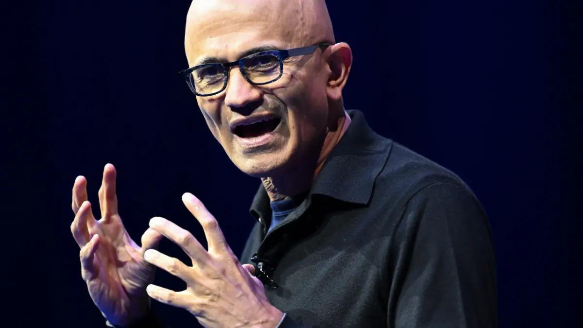 Vì sao Microsoft sa thải 4.800 người và giảm vốn hóa?