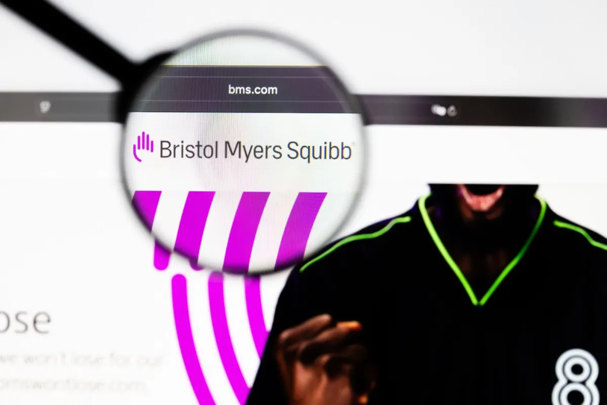 Cổ phiếu Bristol-Myers Squibb (BMY): Đánh giá từ chuyên gia