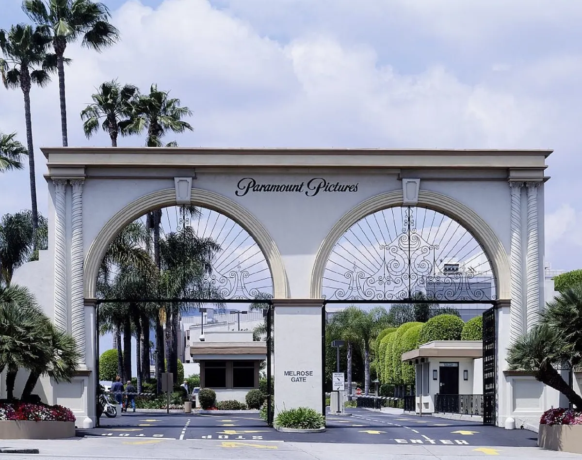 Paramount thâu tóm Warner Bros: Vướng rào cản California