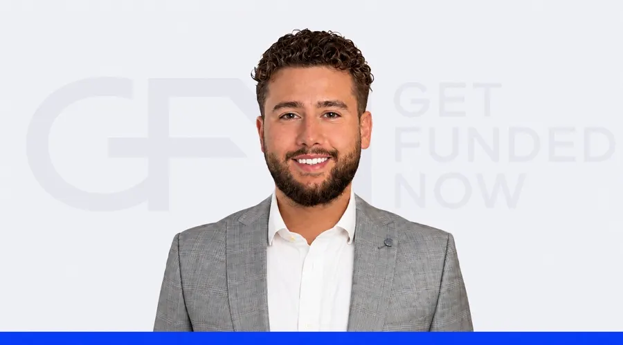 Sam Bradbury mua Get Funded Now, trở lại sở hữu firm