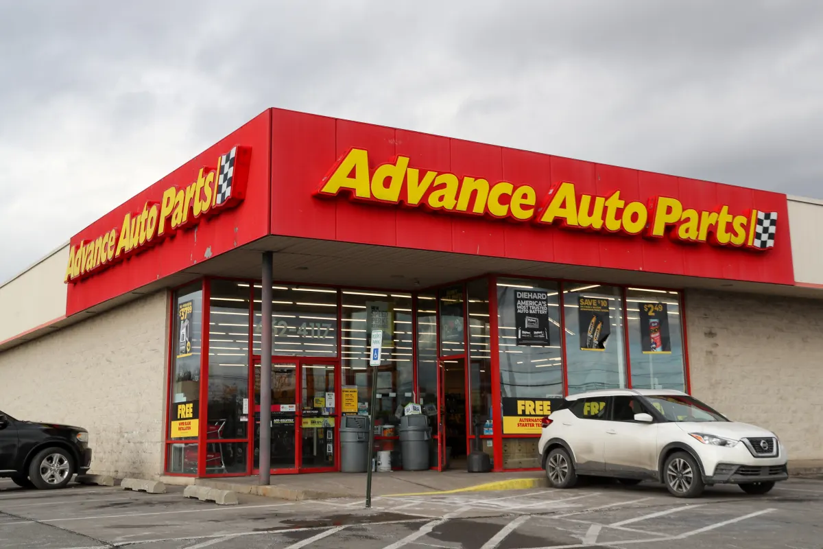 Cổ phiếu Advance Auto Parts giảm do chi tiêu thắt chặt