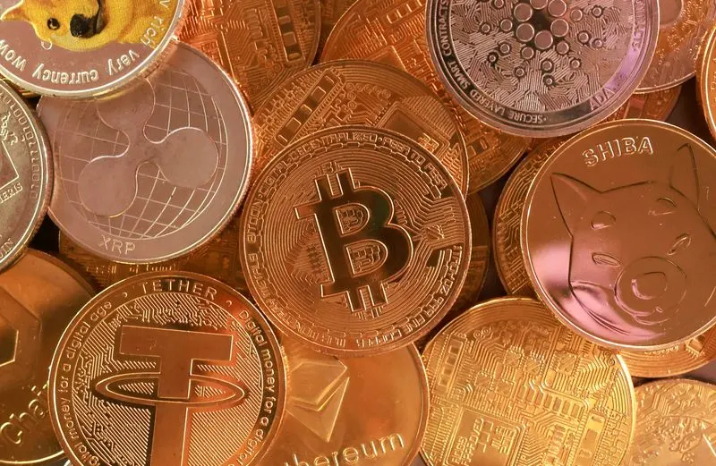 SEC bất ngờ hoãn họp về quy định crypto mới
