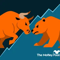 Chứng khoán Mỹ 14/8: Reddit tăng 14%, thị trường rung lắc