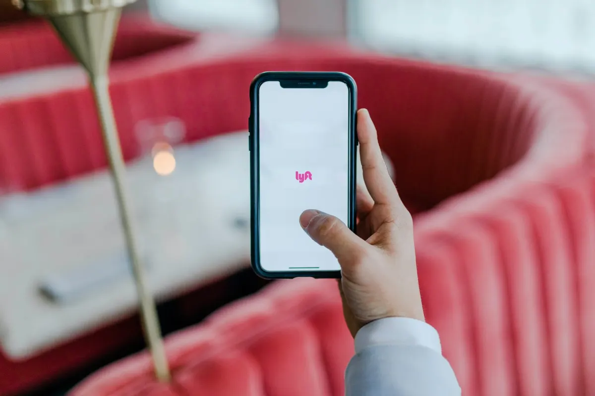 Lyft (LYFT) được nâng cấp, mục tiêu giá tăng gấp ba