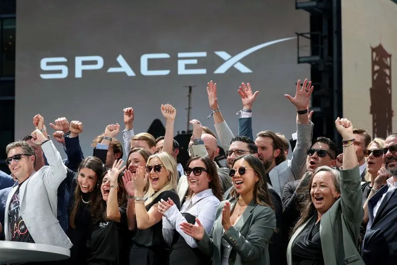 SpaceX gia nhập Nasdaq 100: Làn sóng mua thụ động tỷ USD