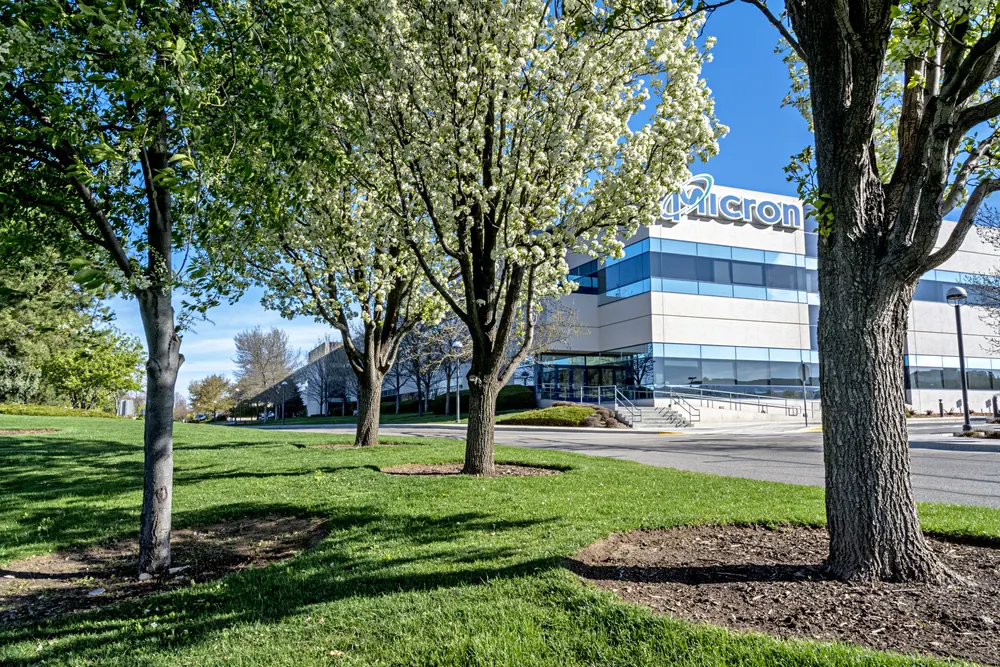David Tepper giảm mạnh Micron, rót thêm vốn vào cổ phiếu chip AI TSM
