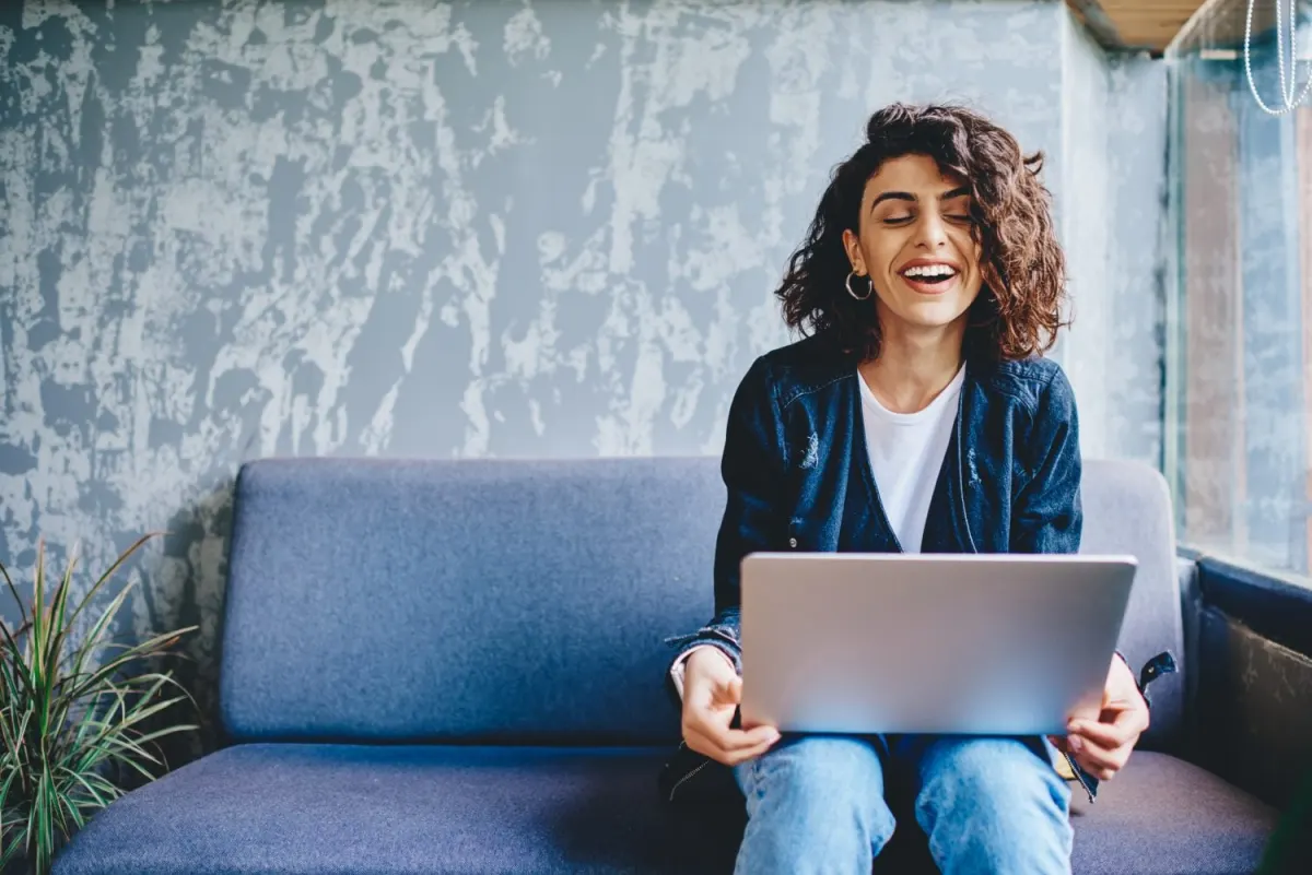 Xây Dựng Thu Nhập Trước, Làm Freelance Sau