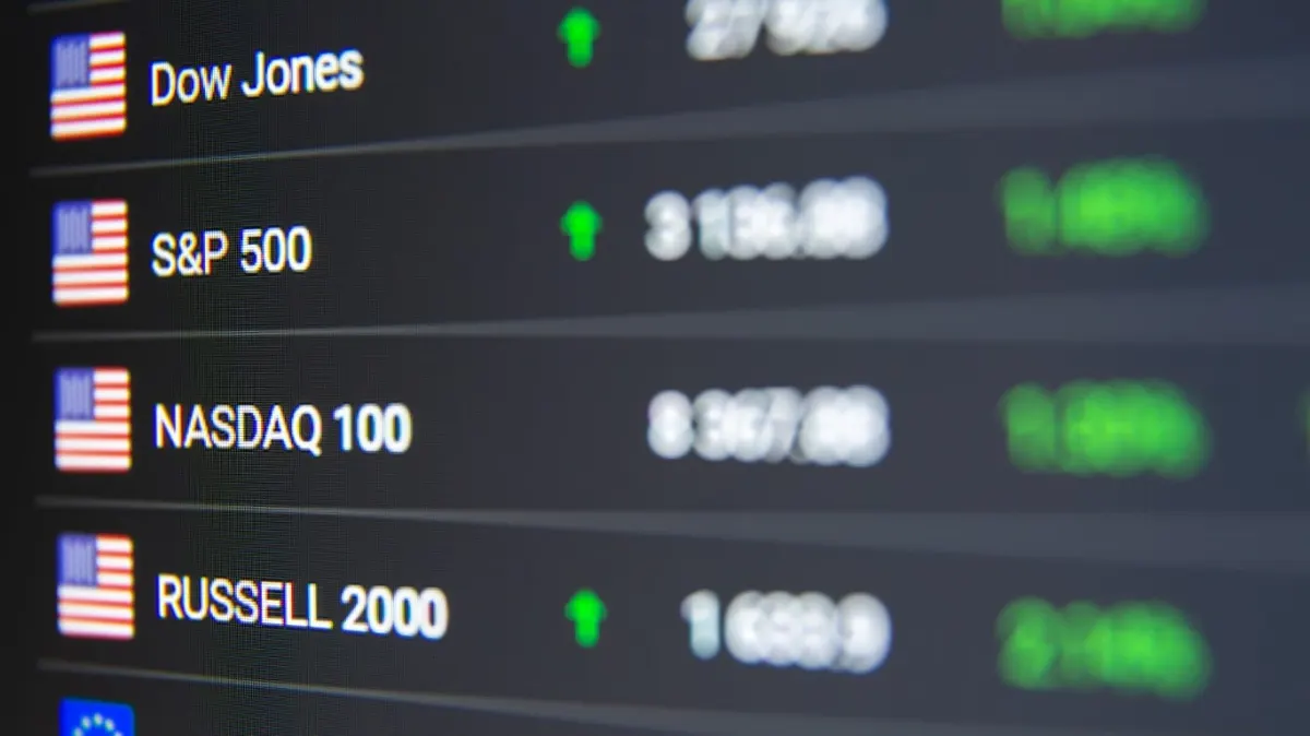 Quên IWM: Quỹ Small-Cap SPSM giảm phí 84% và thắng 2,5 điểm