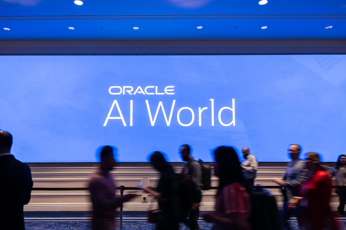 Cổ phiếu Oracle tăng vọt nhờ lợi nhuận vượt kỳ vọng