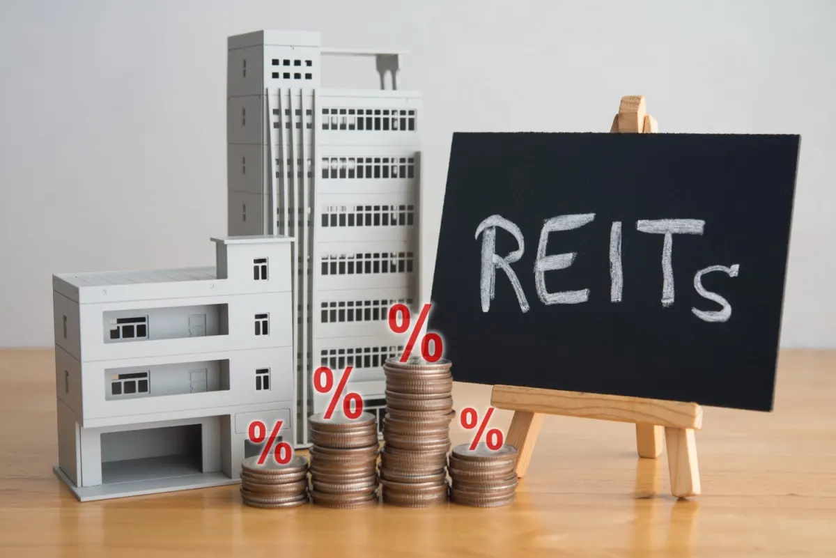 Realty Income (O) hay Agree Realty (ADC): Cổ phiếu cổ tức hàng tháng nào cho người nghỉ hưu?