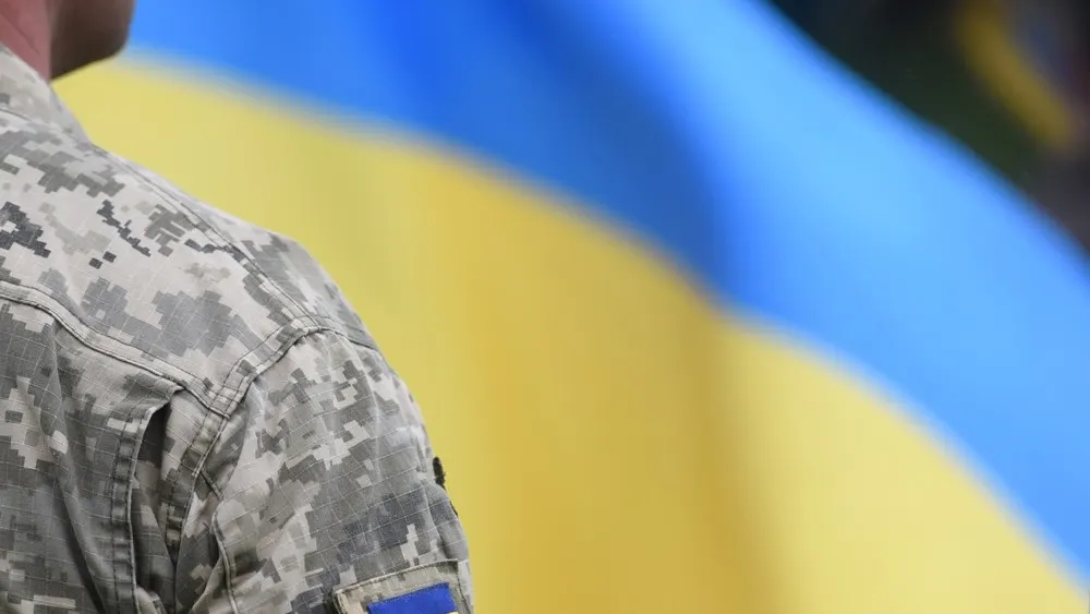 Cựu Bộ trưởng Quốc phòng Ukraine kêu gọi bầu cử thời chiến