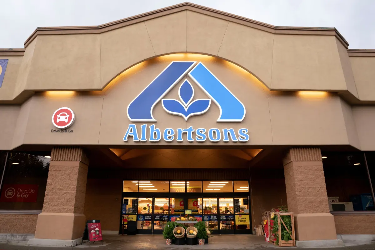 Cổ phiếu Albertsons sụt giảm 20% do tiêu dùng thực phẩm yếu