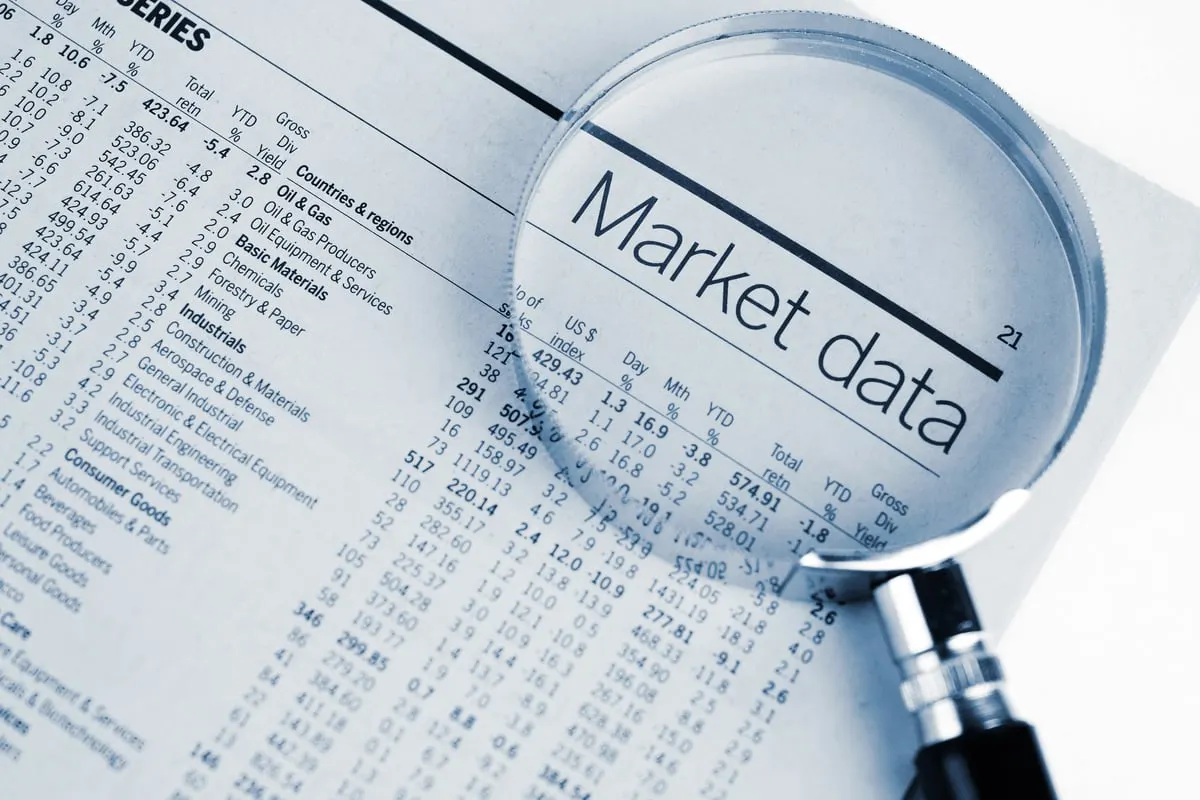Danh mục 2 ETF vượt trội S&P 500 với rủi ro thấp hơn