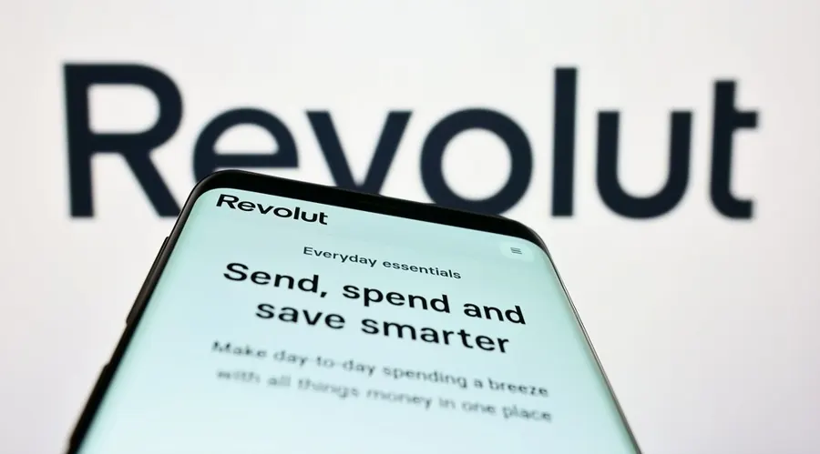 Revolut có 5 triệu người dùng Romania, 77% giao dịch nội địa