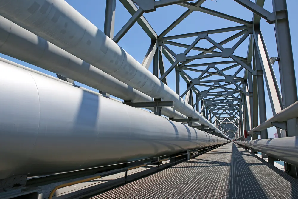 Jim Cramer Khuyên Mua ConocoPhillips Khi Giá Dầu Đạt 96 USD