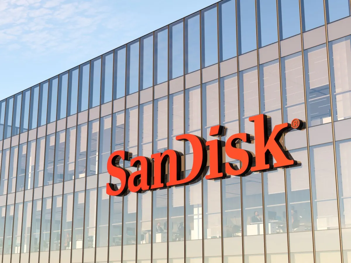 SanDisk ra chuẩn Flash băng thông cao: Tác động tới cổ phiếu SNDK