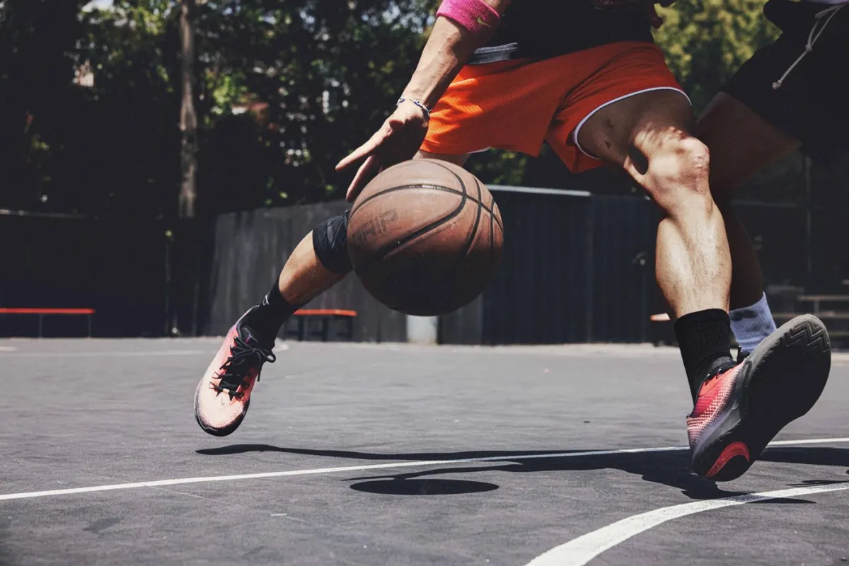 Vì sao cổ phiếu Nike tăng dù dự báo kinh doanh kém?