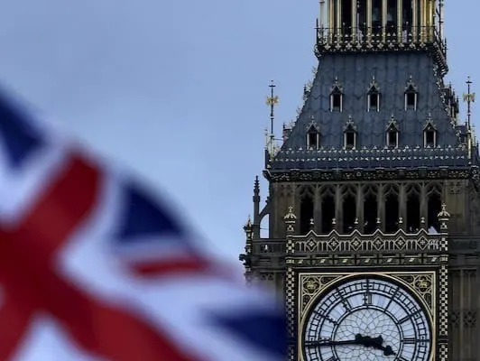 Burnham gây tranh cãi trong thông báo chính sách đầu tiên
