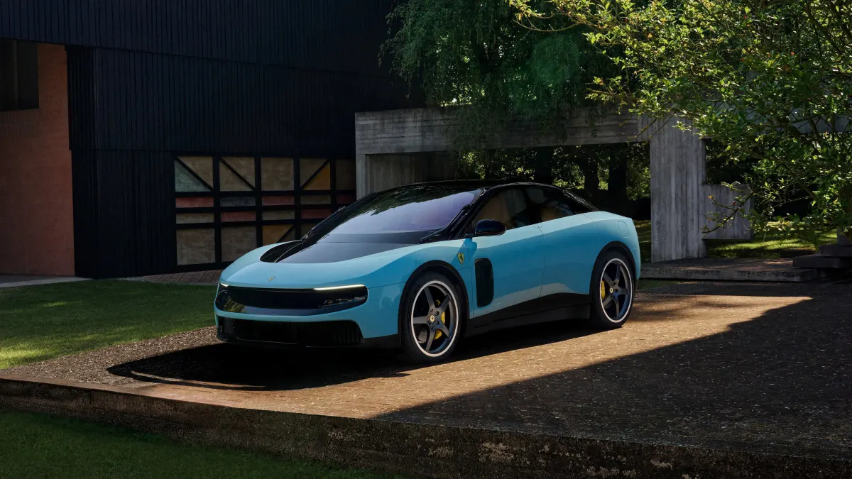 Cổ phiếu Ferrari giảm sâu: Morgan Stanley khuyên mua