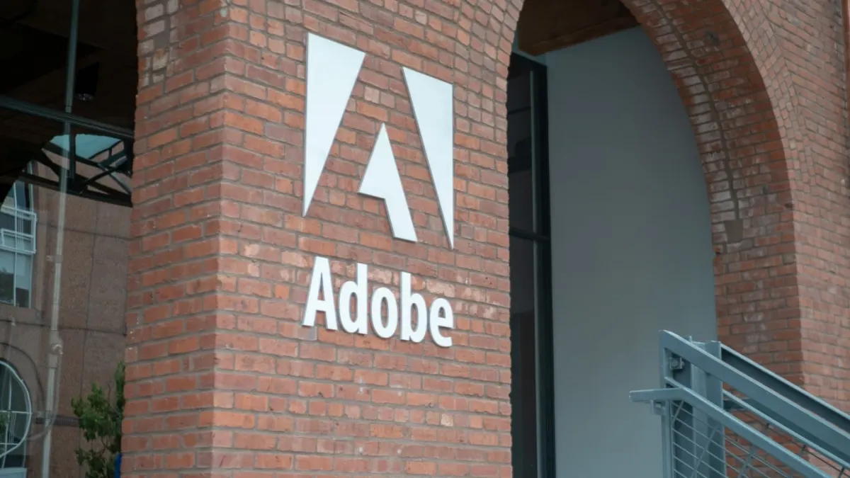 Adobe vẫn tiềm năng dù giảm 40% so với đỉnh