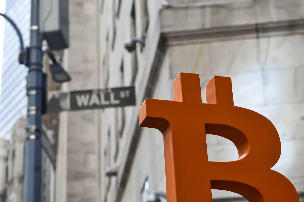 Bitcoin: BlackRock khẳng định luận điểm đầu tư dài hạn, có nên mua lại?