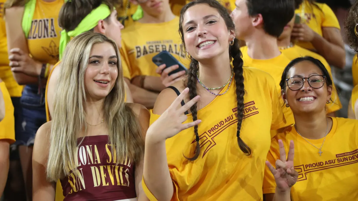 Arizona State ra bằng influencer – Ước mơ Gen Z