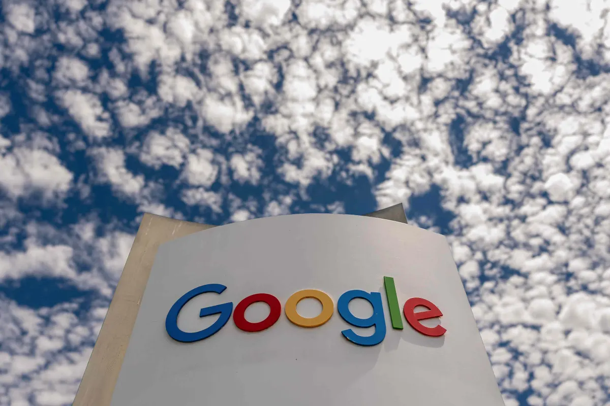 Alphabet sở hữu cổ phần lớn trong SpaceX: 94,1 tỷ USD