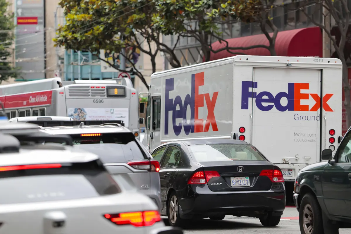 FedEx: Lợi nhuận vượt kỳ vọng nhưng triển vọng quý tới yếu