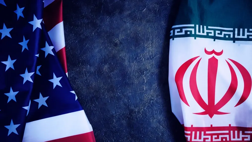 Mỹ siết dòng tiền dầu mỏ Iran: Đòn trừng phạt mới
