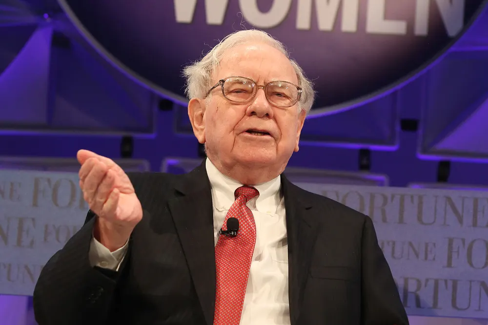 Có nên mua cổ phiếu Berkshire Hathaway (BRK-B) lúc này?