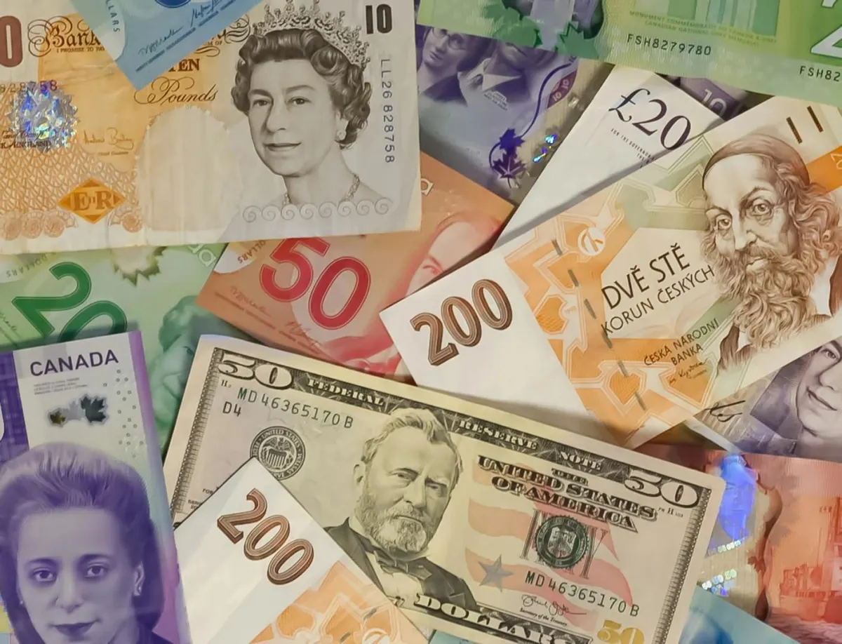 OKX Money: Tiết Kiệm, Kiếm Lời 10% & Chi Tiêu Stablecoin Dễ Dàng