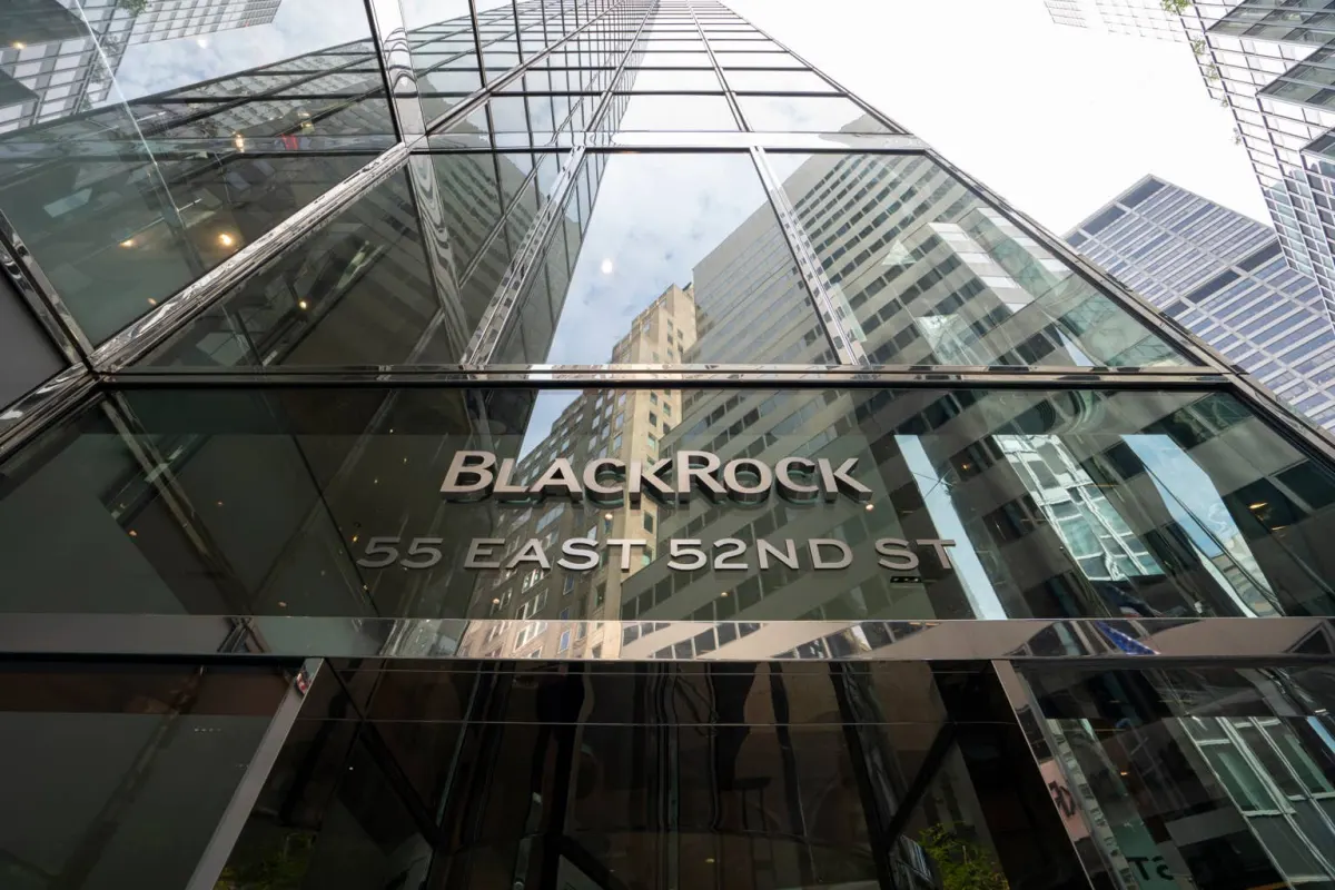 Nhà đầu tư ETF Bitcoin BlackRock lỗ nặng 40%