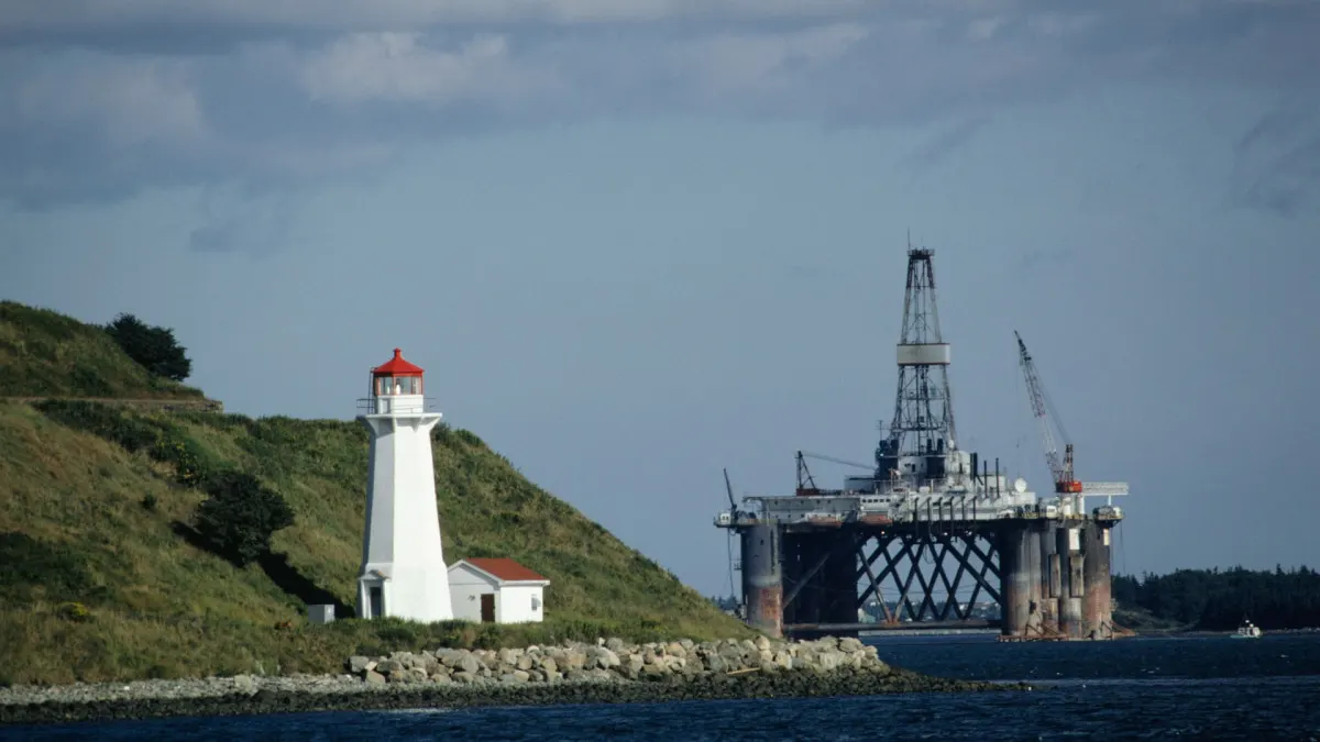 Nhà sản xuất dầu North Sea ép Burnham hủy thuế bùng nổ