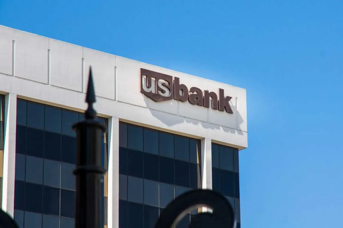 U.S. Bancorp (USB) có vượt trội hơn Dow Jones?