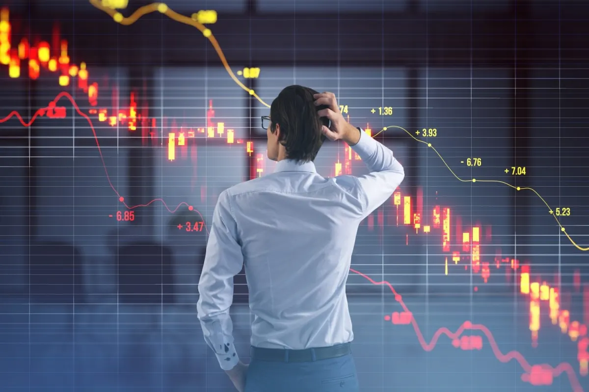 XRP, Bitcoin, Ethereum giảm mạnh vì căng thẳng Trung Đông